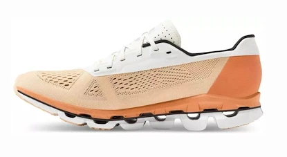 Dames hardloopschoenen On Cloudboom Savannah/White  EUR 38