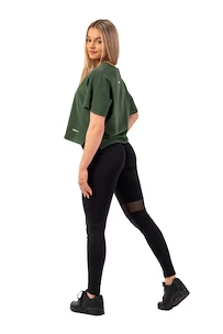 Dames T-shirt Nebbia  Organic Cotton Loose Fit “The Minimalist” Crop Top 417 dark green M/L