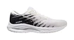 Heren hardloopschoenen Mizuno  Wave Rider 26 (Kakizome) White/White/Black