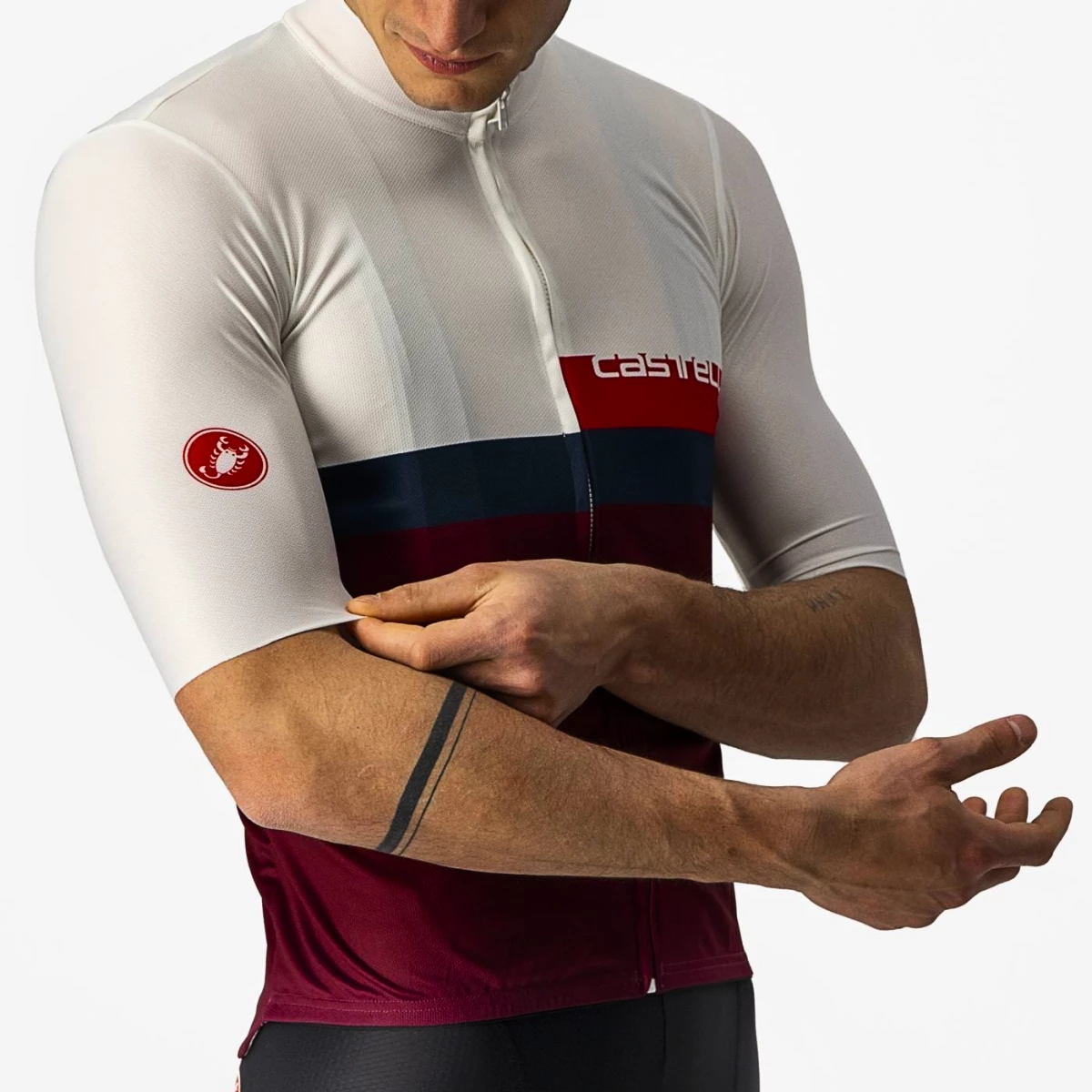 Castelli A Blocco Ivory/Red-Blue-Bordeaux